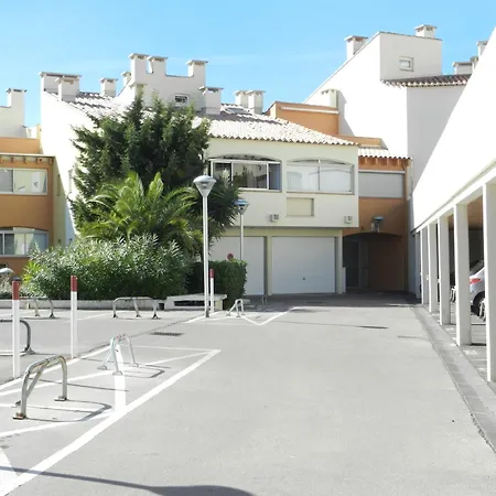 La Desirade Rdj Centre Port *