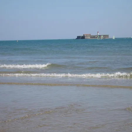 La Desirade Rdj Centre Port * Agde